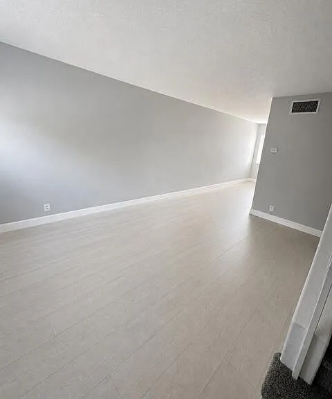 4703 NW 9th Dr — Photo 1