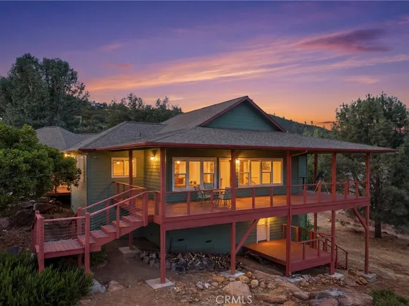 16542 Crescent Ct, Hidden Valley Lake, CA 95467