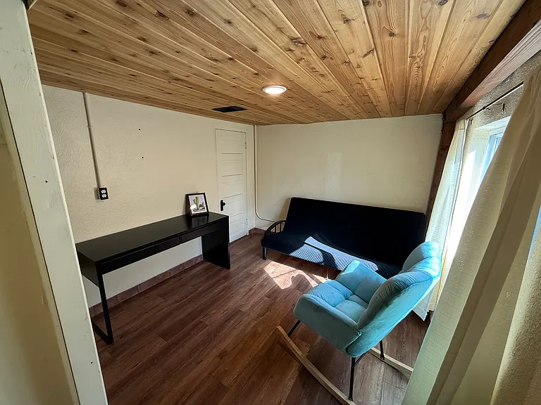 111 E Navajo Dr — Photo 14