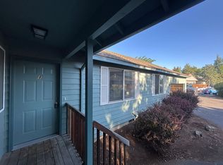 1073 NE Hidden Valley Dr, Bend, OR 97701
