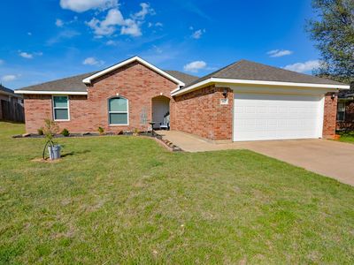 817 Wandering Ct, Granbury, TX, 76049