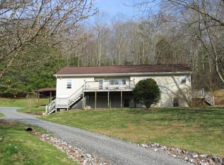 1117 Wide Gap Rd, Lexington, VA 24450