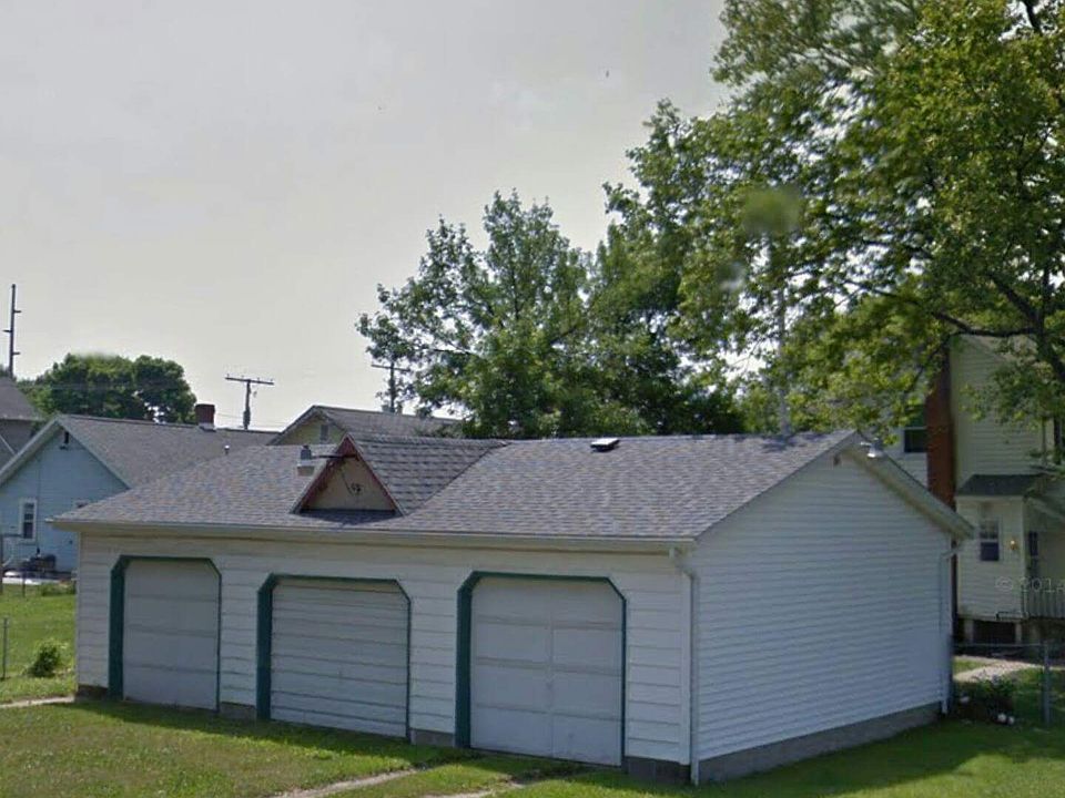 2nd image of 1521 W Fair Ave