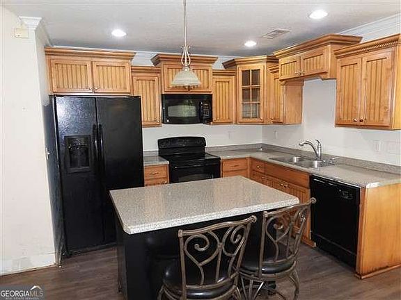 5th image of 263 Virginia Ln NE