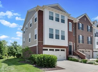 89 Marcel Ln #1, Schaumburg, IL 60194