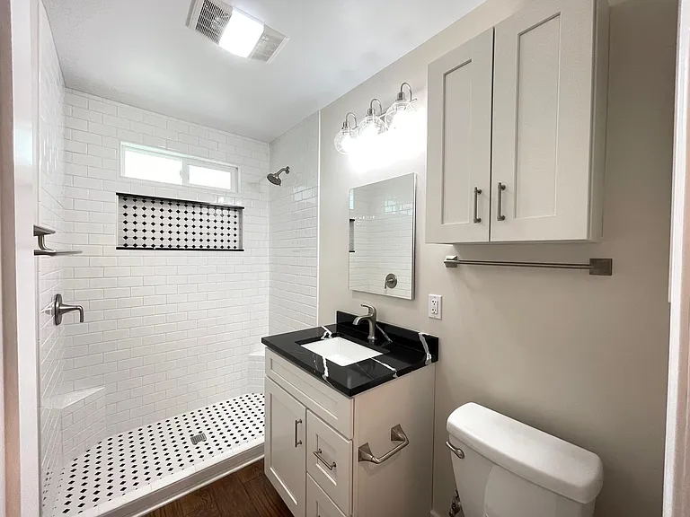 3832 College Ave #2 — Photo 9