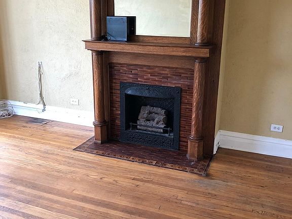 4th image of 4534 N Ravenswood Ave #2F