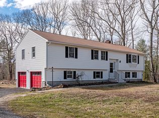 118 Ramshorn Rd, Charlton, MA 01507