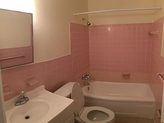 4th image of 2811 W Horatio St APT 6