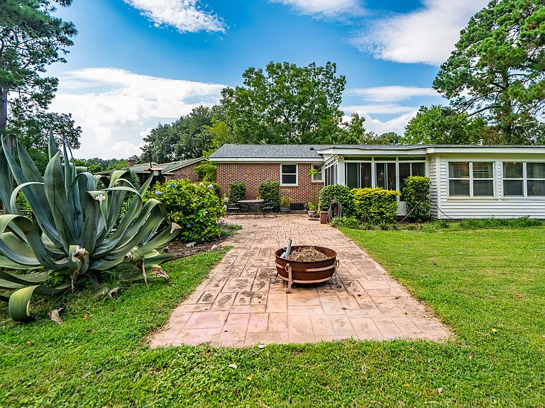 1045 Birchdale Dr — Photo 69