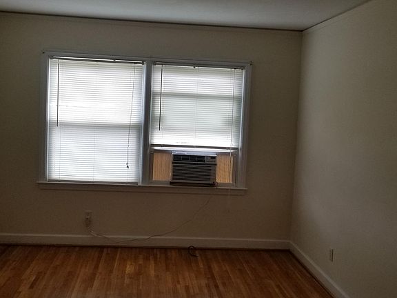 4th image of 2235 Ashmore Ave