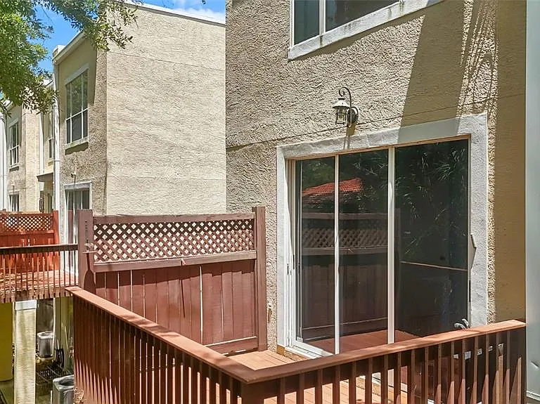 3175 Bayshore Oaks Dr — Photo 23
