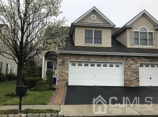 37 Bayard Rd, Somerset, NJ 08873