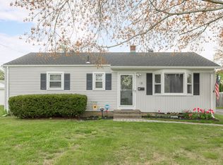 18 Cedar Spring Rd, Milford, CT 06460