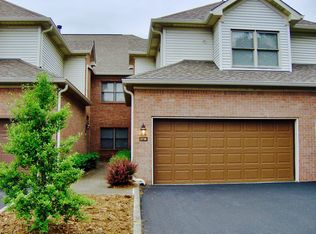 3738 Hurstbourne Ridge Blvd, Louisville, KY 40299