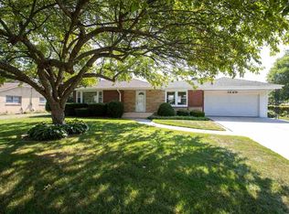 1630 Charlotte Dr, Rockford, IL 61108