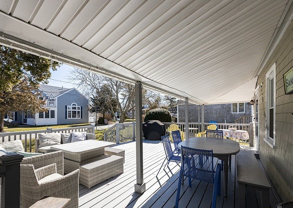 41 Wamsutta Ave, Bourne, MA 02532 Zillow