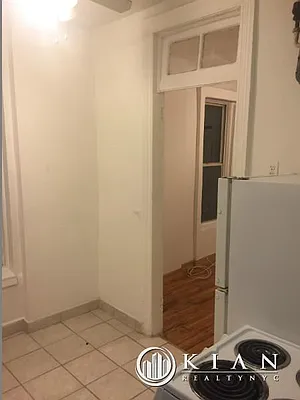 Rented by Kian Realty | media 12