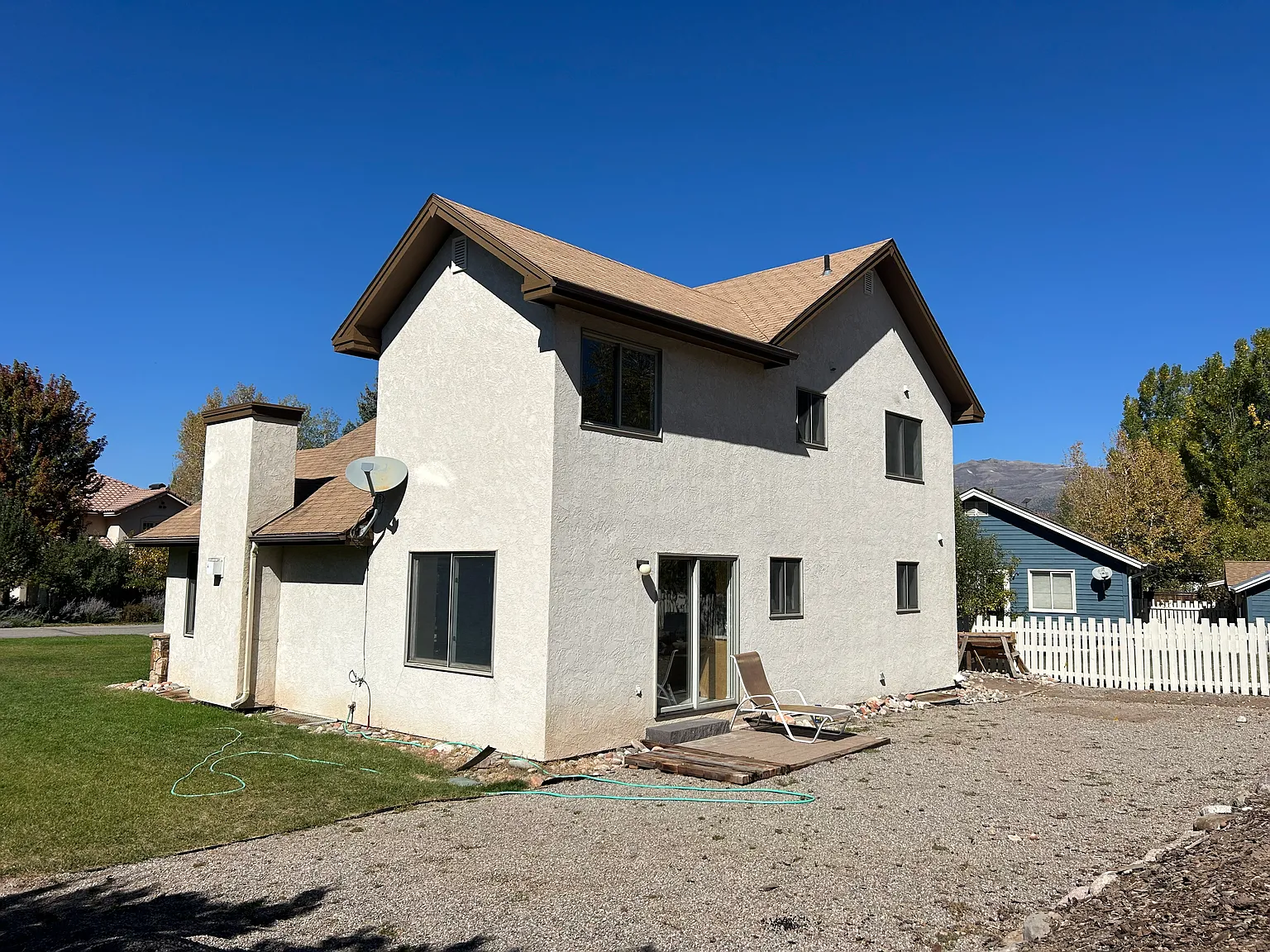 3 bed, 2.5 bath, 1725 sqft, $4,000 — Photo 2