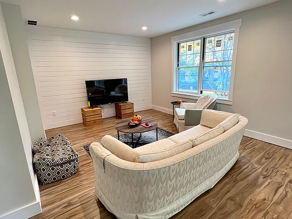 Great room l/r