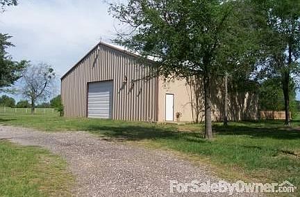 4th image of 13451 Texas Highway 11 E
