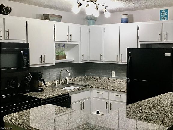 3rd image of 8021 S Woods Cir Unit 3