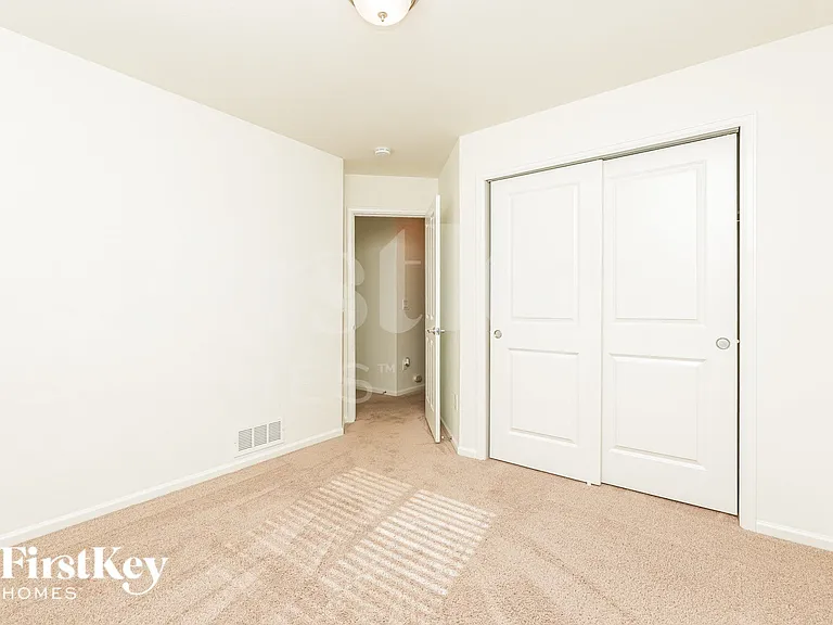 10142 Luneth Dr — Photo 11