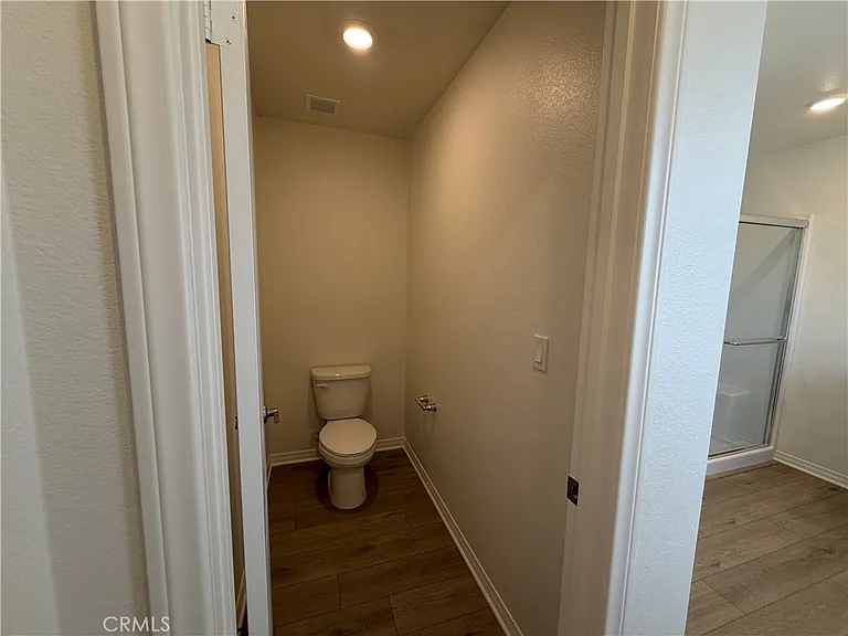 9707 Babaco St — Photo 25