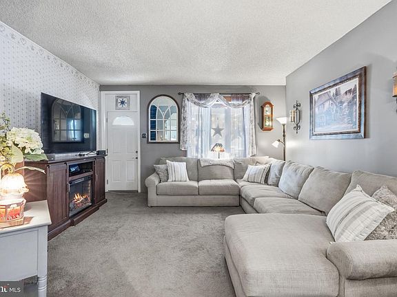 5th image of 7412 Claridge St