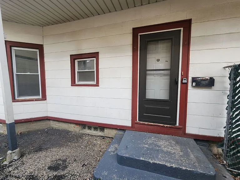 16014 Saranac Rd — Photo 25