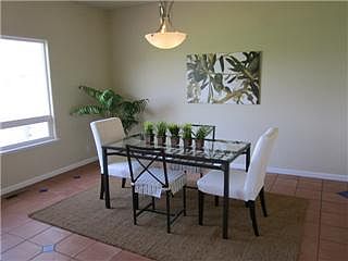 5th image of 7 Thomas Ln