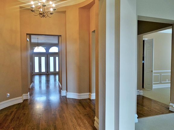 2nd image of 4134 Constitution Dr
