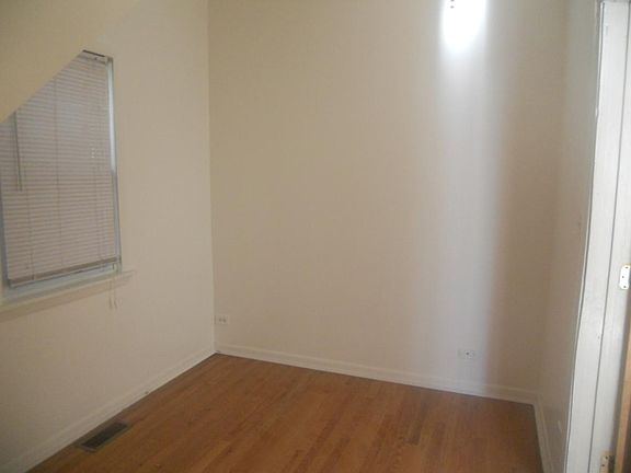 3rd image of 2721 N Campbell Ave Unit 1