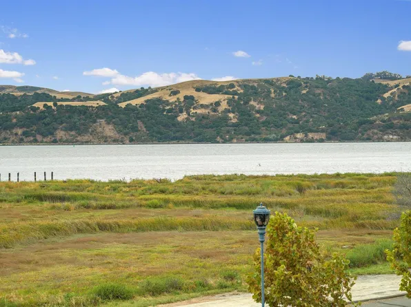 450 E E Street, Benicia, CA 94510