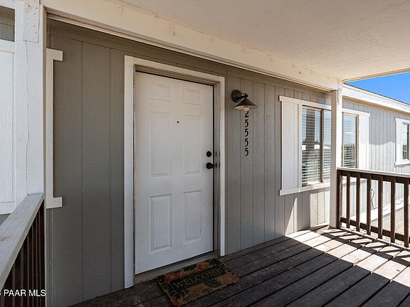 2nd image of 25555 N Emery Dr