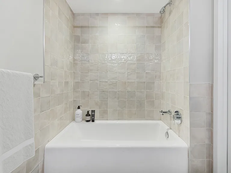 266 W 96th St #412 — Photo 3
