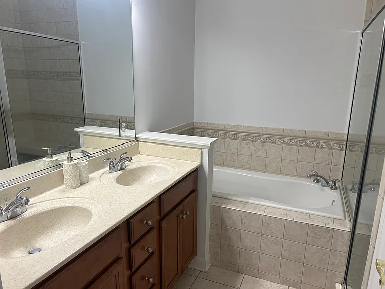 31326 Founders Ave — Photo 22