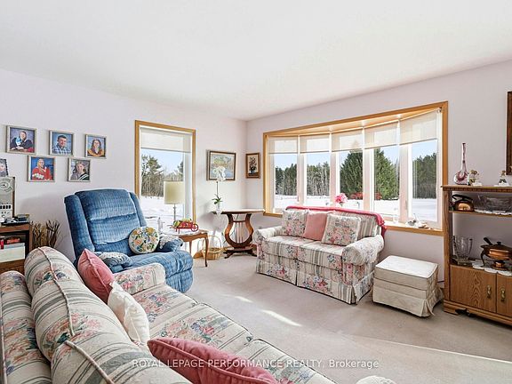 4th image of 20276 Maple Rd