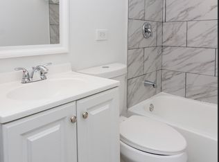 4200 W Washington Blvd, Chicago, IL 60624