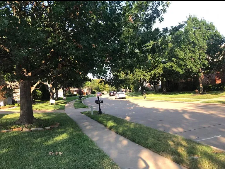 1314 Salado Dr — Photo 23