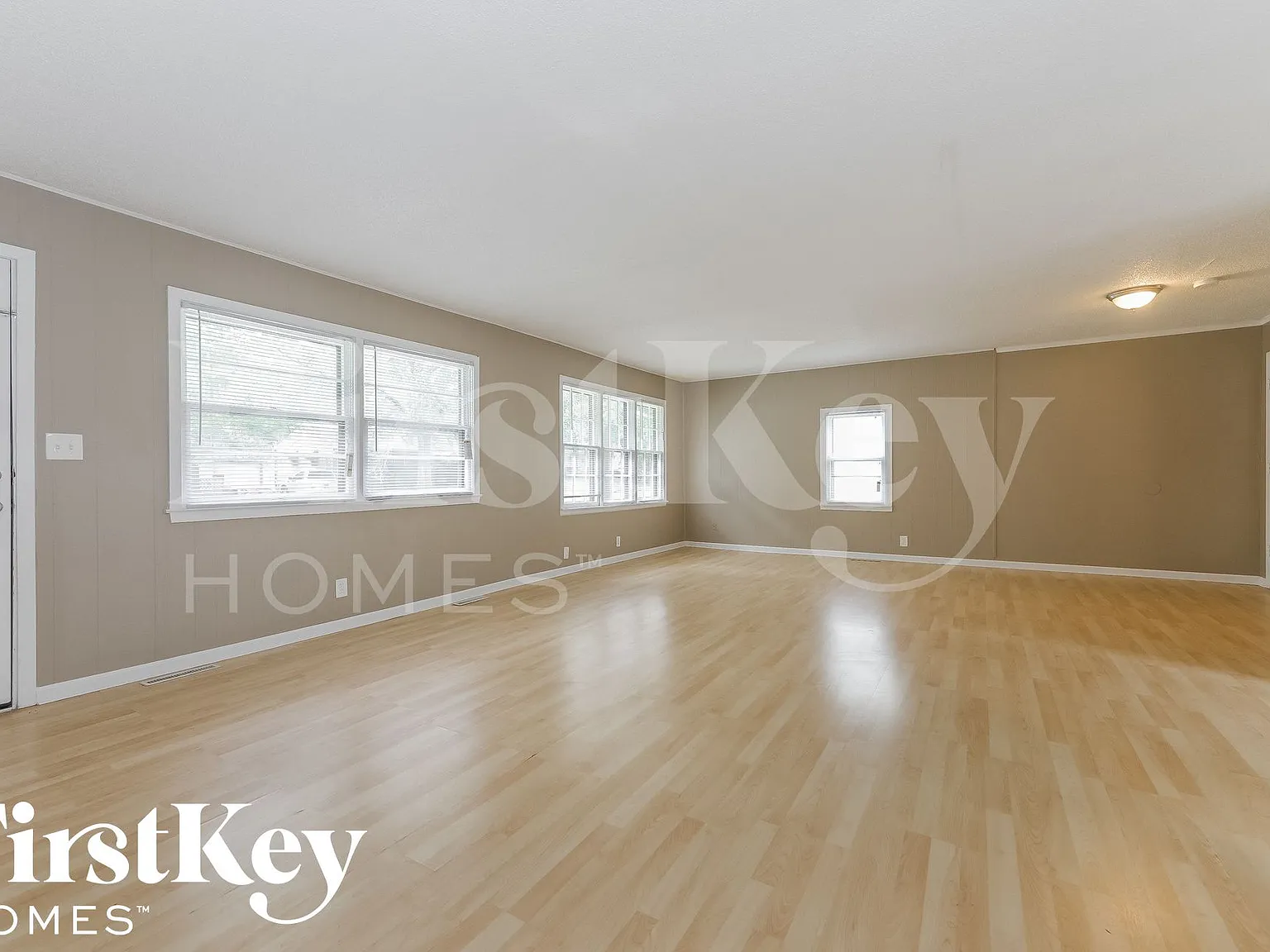 2 bed, 2.0 bath, 1952 sqft, $1,790 — Photo 4