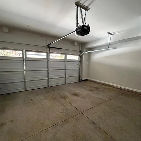 1037 Burnside Pl NW — Photo 41