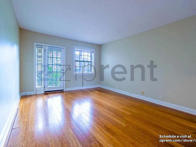 815 Lasalle St — Photo 7