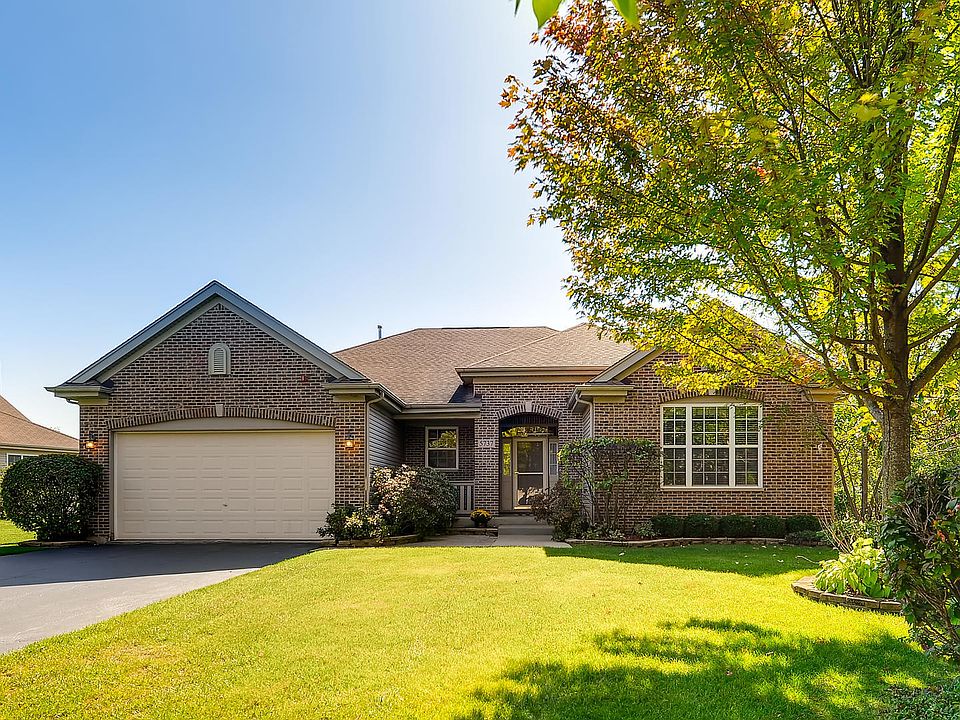 1st image of 5737 Red Oak Dr