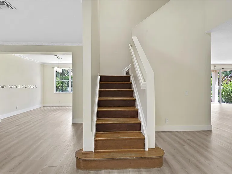 4312 Laurel Ridge Cir — Photo 5