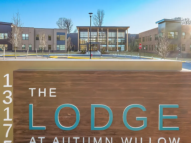 The Lodge at Autumn Willow 55+ Apartment Homes — Photo 16
