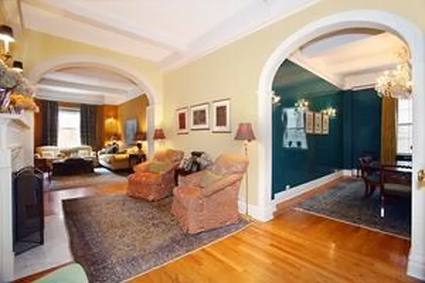 Sold by Douglas Elliman | media 10