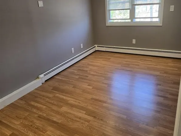 401 4th Street image 8 of 11