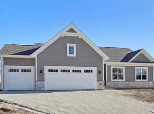 91 York STREET #Lt2, Union Grove, WI 53182