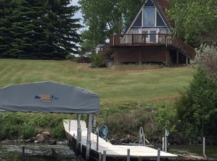 126850 W Shore Dr, Aberdeen, SD 57401